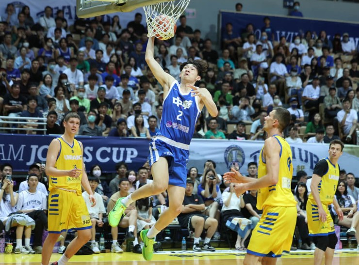2024【瓊斯盃】男子籃球邀請賽：台灣藍隊83比58大勝烏克蘭